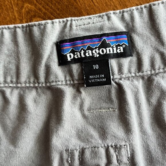 Patagonia lightweight capris 10 - Picture 3 of 11
